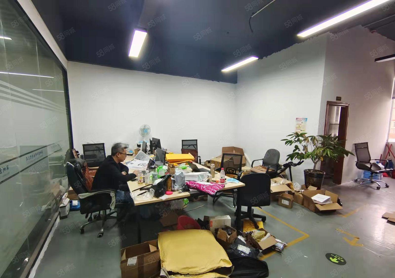 龙华民治上芬地铁站楼上106平方厂房出租