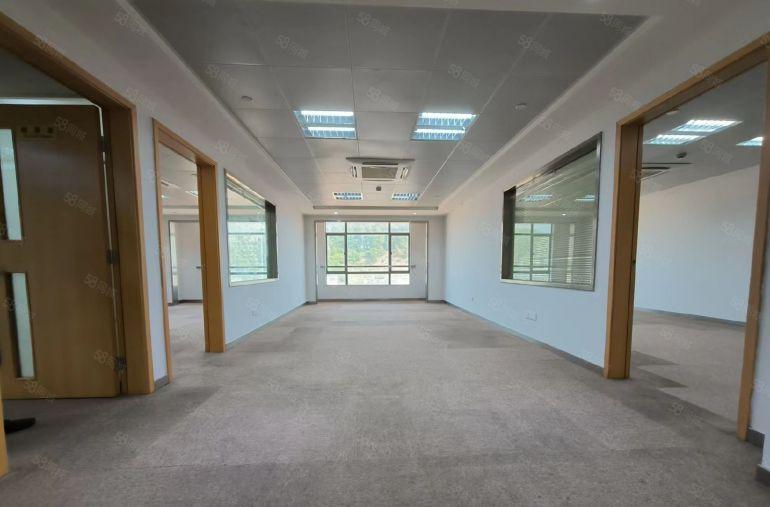 龙华大浪元芬地铁附近原房东123平精装修办公厂房出租