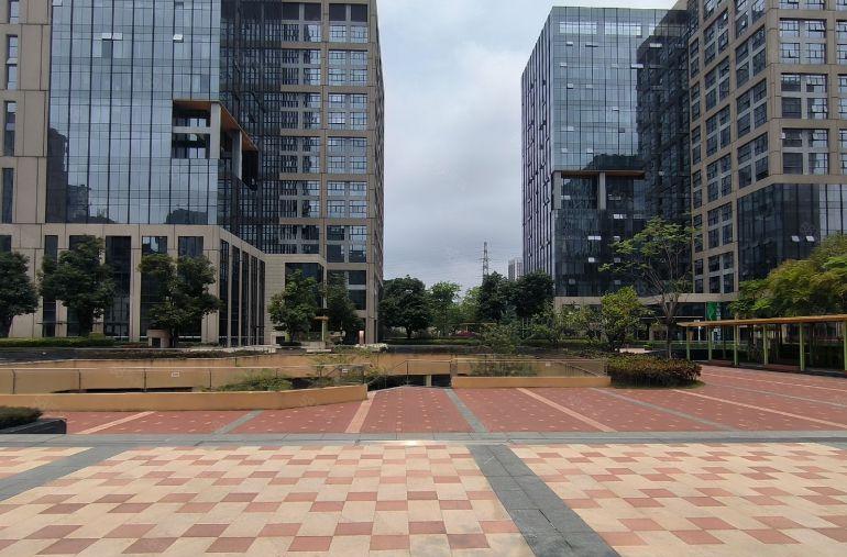 龙华20000平方500平米起红本全新研发办公厂房免租3个月