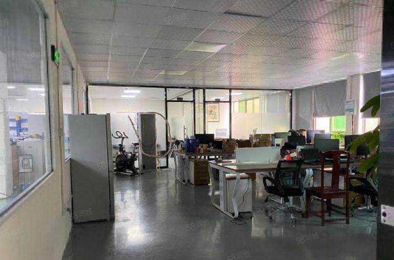 观澜松元轻轨站旁原房东红本工业园800平精装修厂房出租可分租