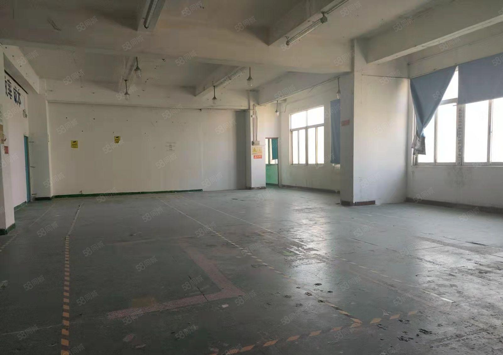 龙华壹城中心附近楼上370平精装办公厂房出租