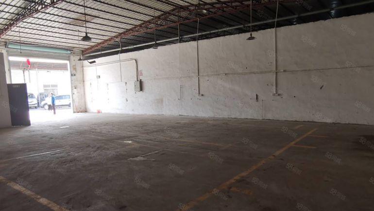 龙华汽车站边园区一楼500平方仓库出租园区进出车方便可分租