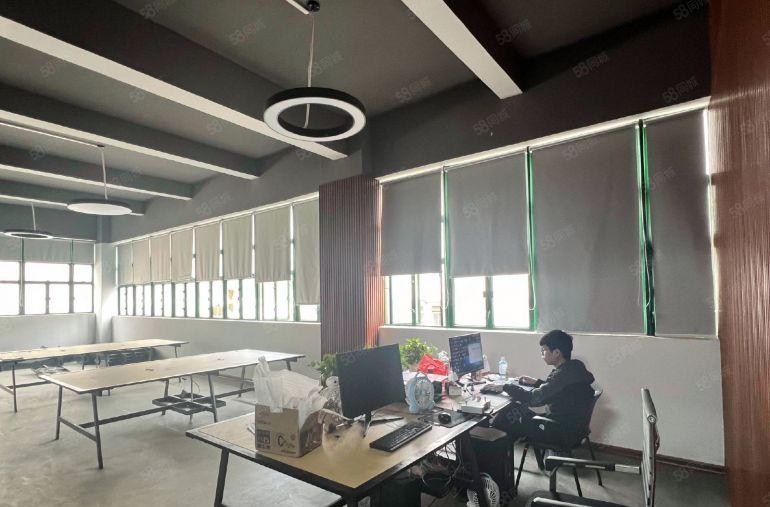 200平起龙华大浪商业中心精装修原房东厂房出租商业配套齐全