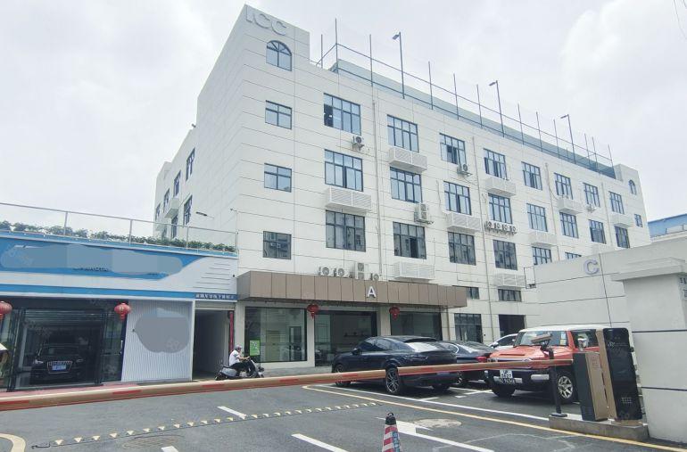 龙华大浪华荣路边花园式500平带装修办公室厂房出租200平起