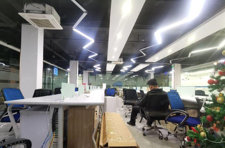 60平起分龙华清湖北地铁口5000平带精装办公室仓库厂房出租