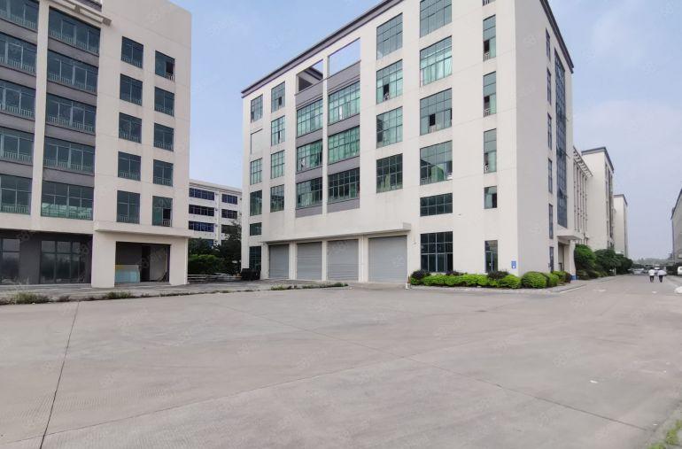 22元起租龙华观澜君子布工业园区17000平厂房出租大小可分