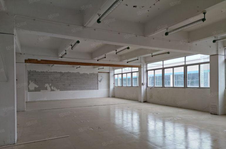 樟坑径新出1楼带豪华装修1380平方厂房仓库出租