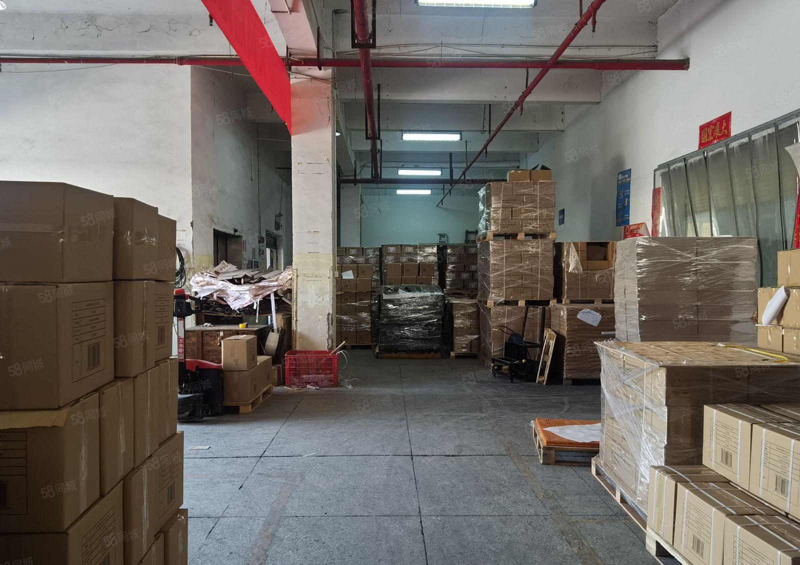 龙华清湖高速路口附近大型园区一二楼7000百平出租有卸货平台