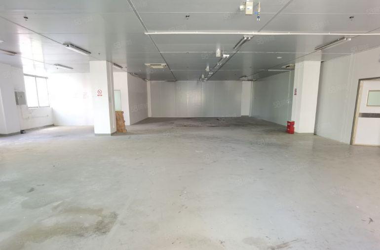 龙华大浪三楼厂房1200平带无尘车间出租，豪华装修无转让费！