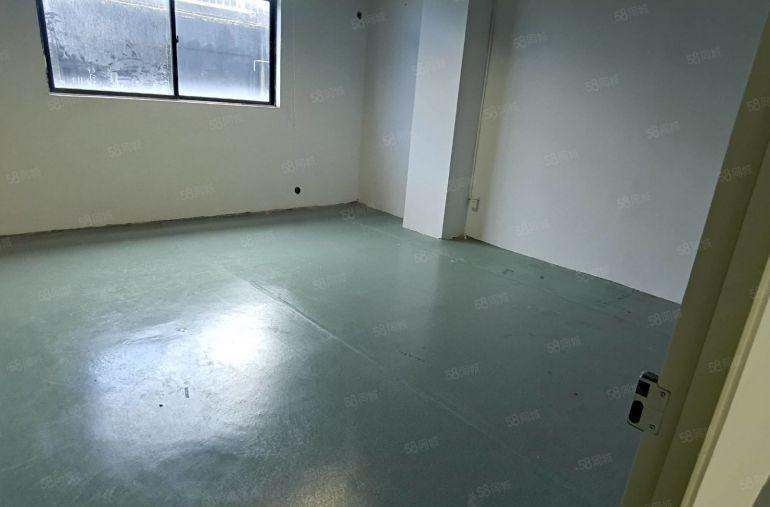 观澜牛湖地铁站可申请创业补贴500平精装办公室仓库出租