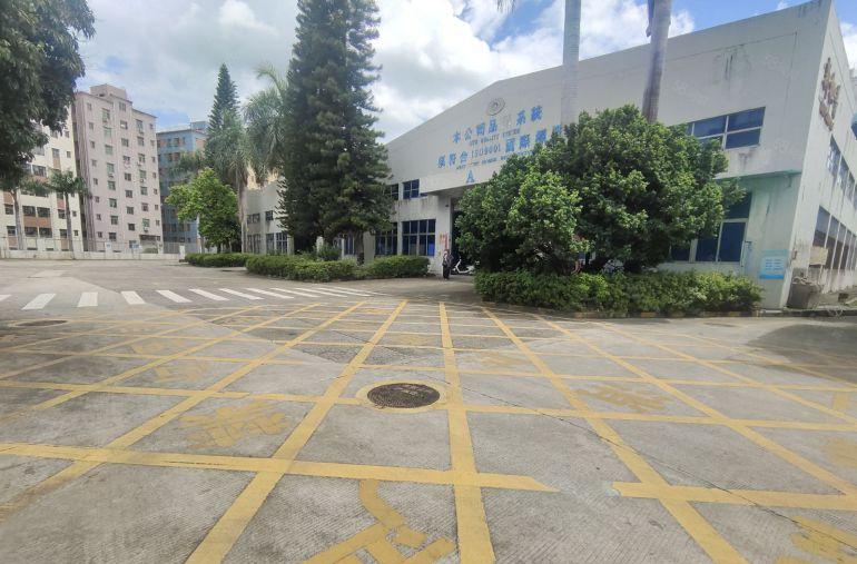 200平起分龙华民治万众城独院钢构厂房出租10000平空地大