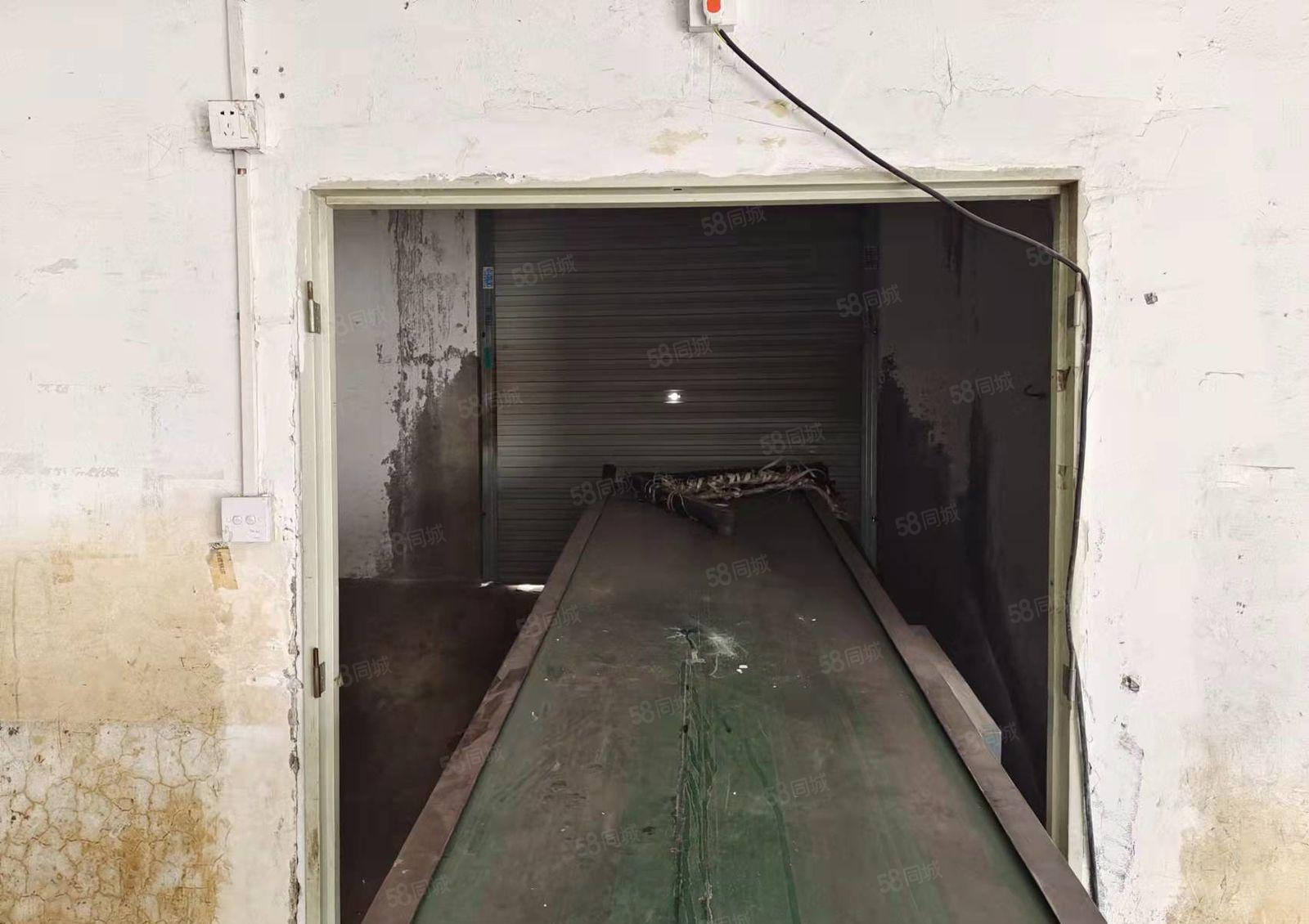 龙华民治上塘路口一楼378平厂房出租