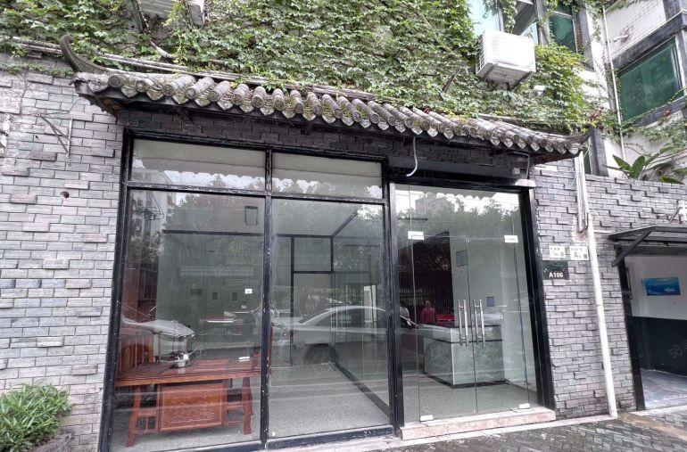 200平民治地铁口电商园新出楼上1000平方精装办公室出租