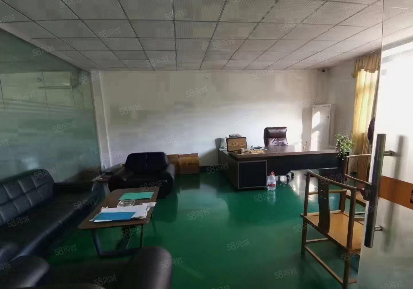 龙华原房东红本大型工业园5000厂房出租大小分租电商仓库1楼