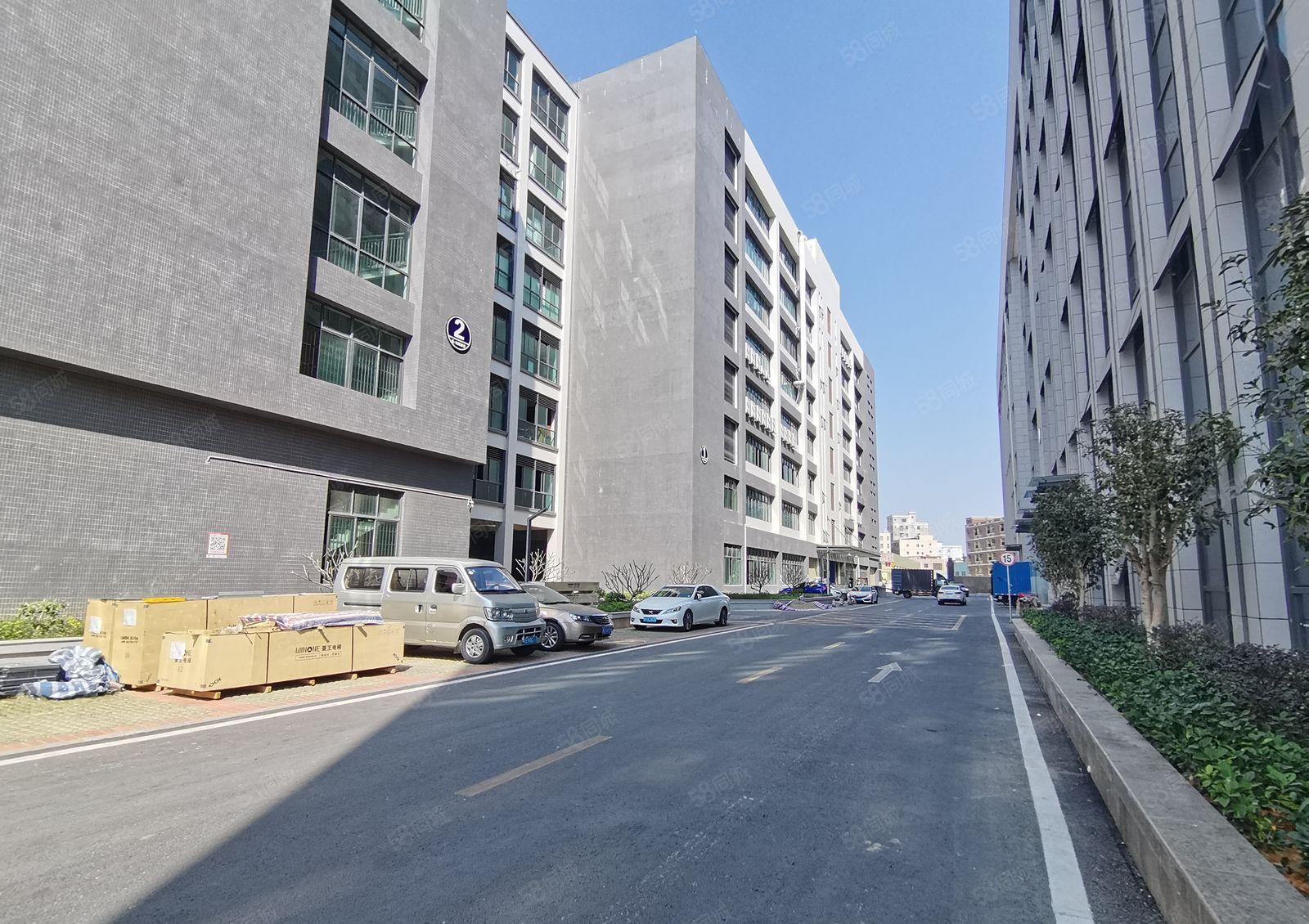 龙华500起分大型工业区带装修5000平方独栋厂房仓库出租，