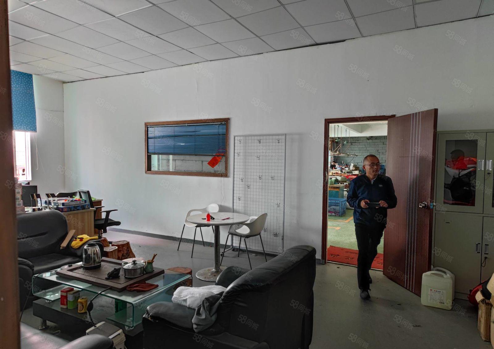 龙华大浪商业中心附近楼上450平工业厂房出租