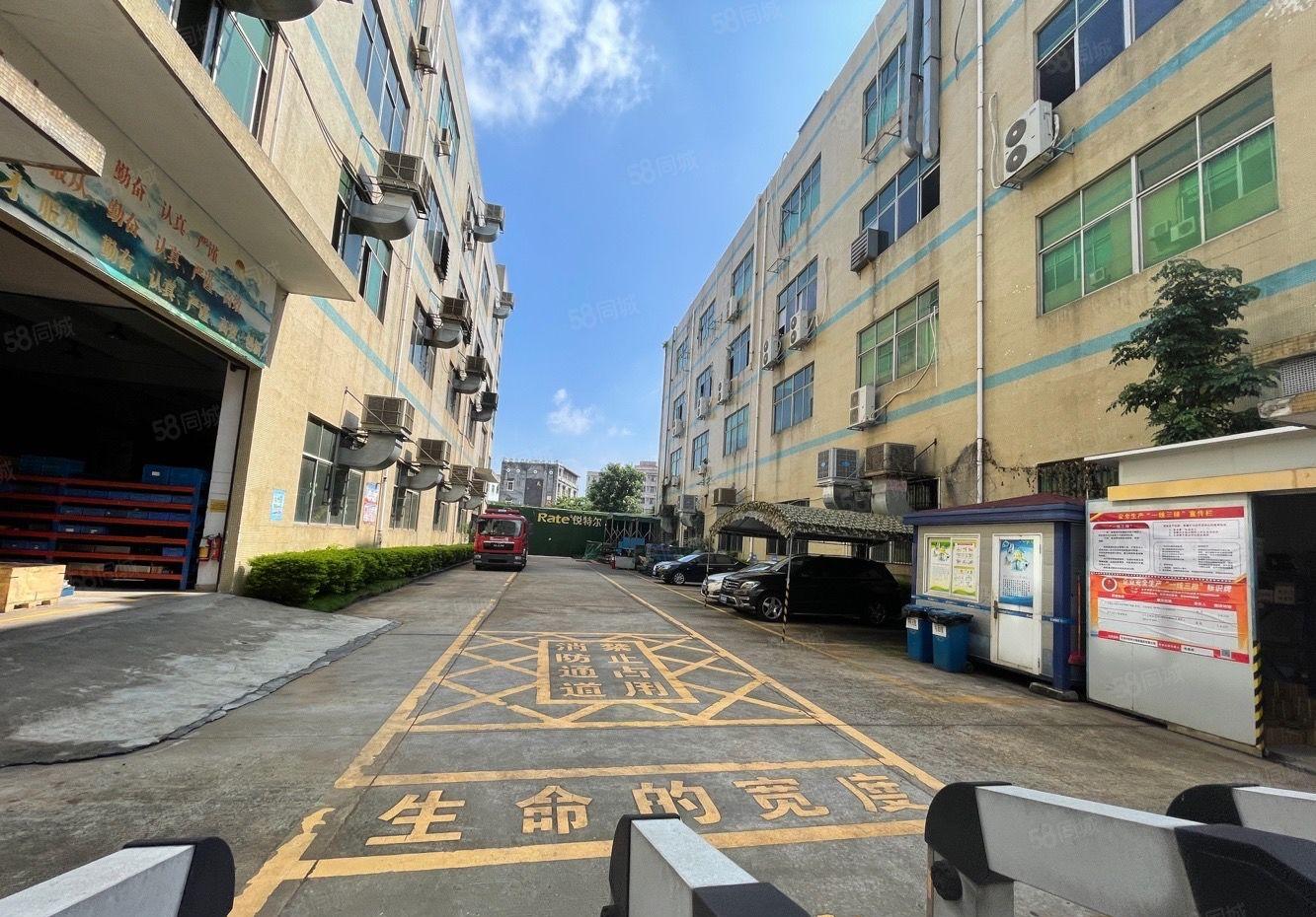 一楼厂房出租  龙华观澜工业园一楼2300平层高5.5米可分