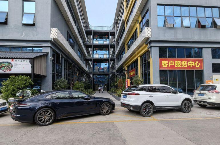 龙华油松靠坂田精装修一楼厂房出租1000平物流仓库出租可分租