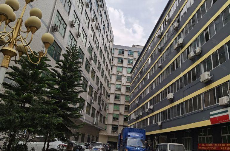 龙华浪口宝柯工业园整层850平米带装修厂房出租