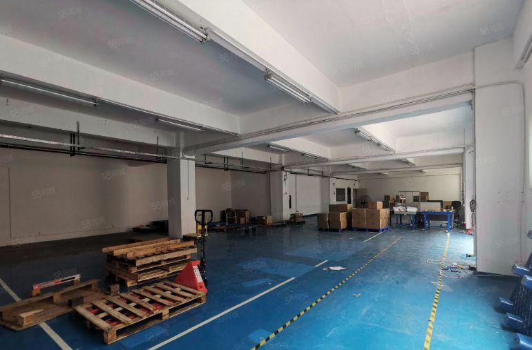 龙华油松富士康旁工业园1200平精装修办公室仓库一楼厂房出租