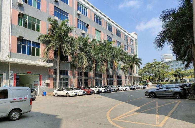 观澜汽车电子城旁工业园1600平 标准厂房可分租一楼仓库出租