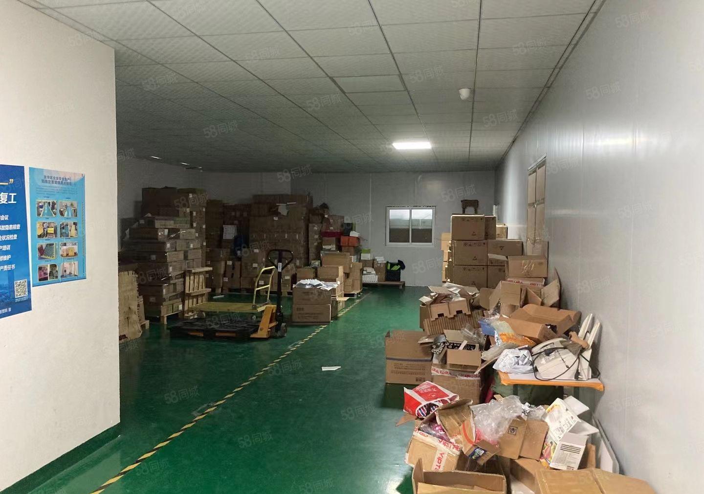 观澜同富裕工业区新出二楼600平方带装修厂房低价出租