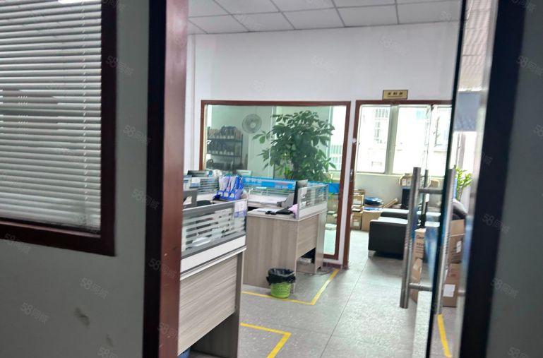 大浪新百丽旁原房东红本5200平厂房 建筑面积含税出租