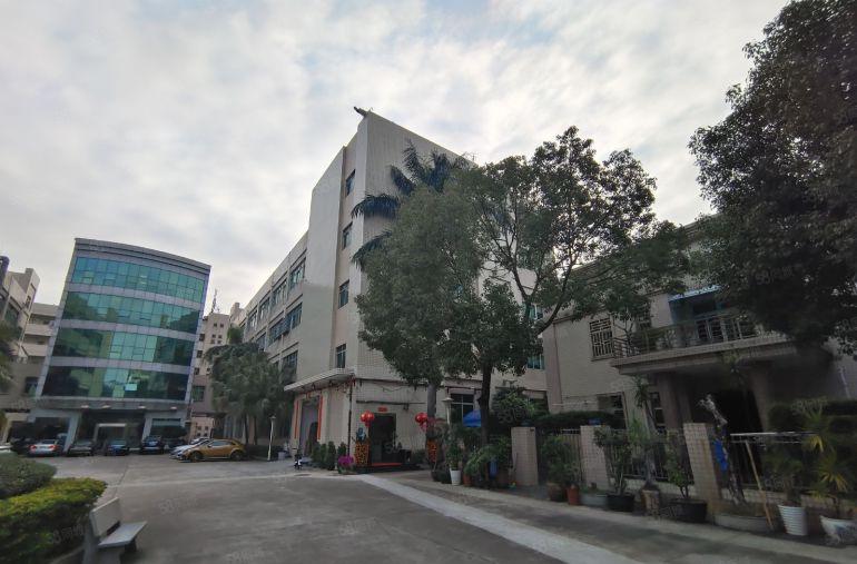 观澜樟坑径二楼1000平精装修厂房出租500平起分租可办环评