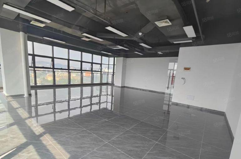 深圳北站旁176平精装办室3面采光全新的地面瓷砖原业主直租