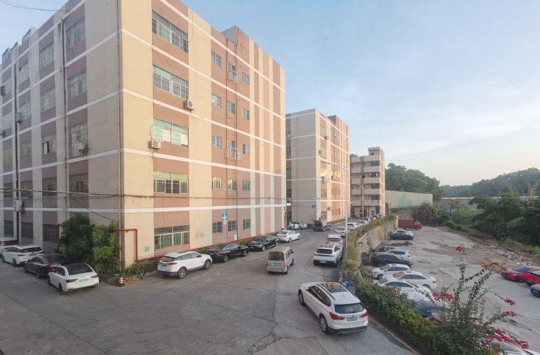 观澜大水坑小面积厂房出租，面积300平米水电齐全简单装修