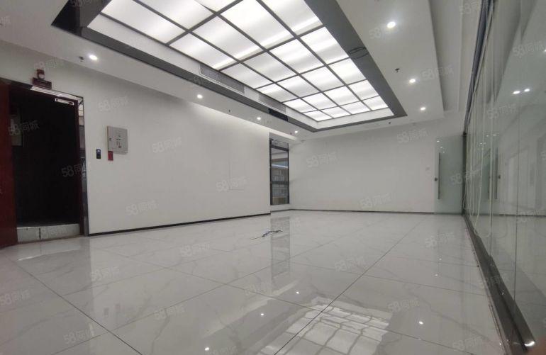 龙华地铁200米原房东3145平精装修配齐家私空调带办公隔间