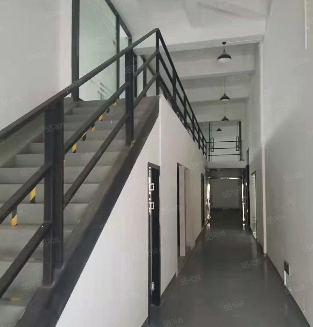 民治牛栏前1楼厂房950平，精装，高6米，租金40元