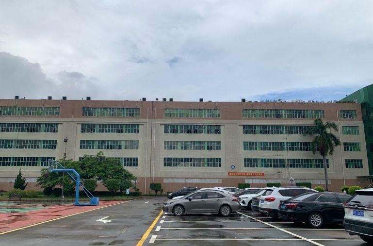 单价20年前低价厂房出租龙华清湖地梯口旁工业园500平起租