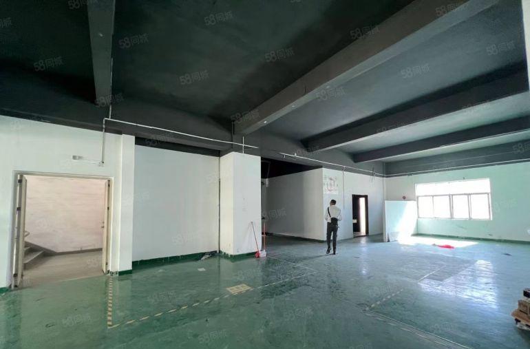 龙华天虹附近原房独院楼上1300平精装厂房