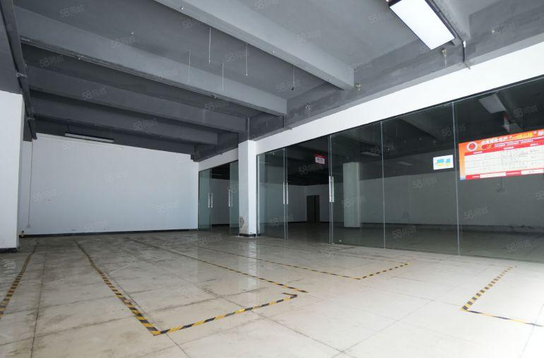 0押金临街一楼厂房仓库低价龙华民治工业园可分租