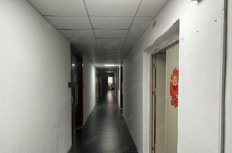 大浪老围工业园，50平小户型，适合办公仓库，小加工等