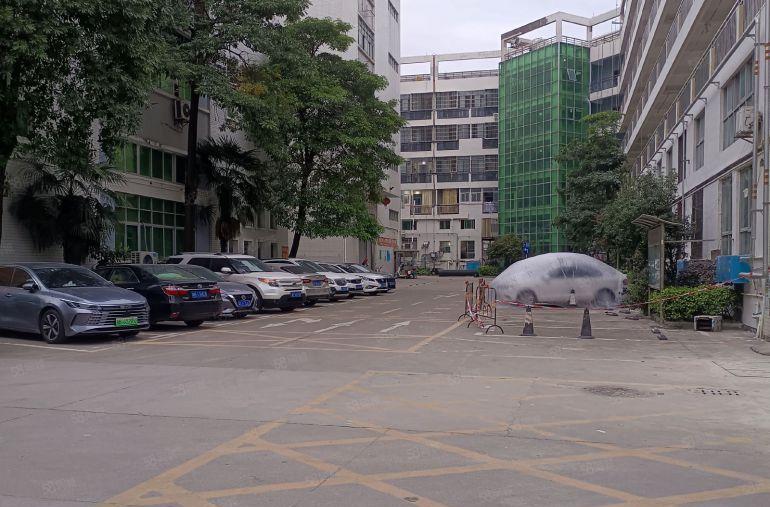 龙华大浪商业中心附近独门独院精装修厂房3000平出租超大空地