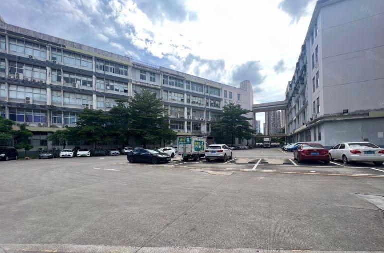 带装修！观澜富士康整层2000平电子厂出租500平起租