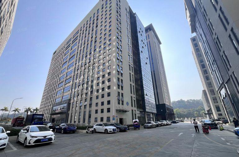 22元起龙华民治高速口原房东楼上800平精装修红本厂房出租