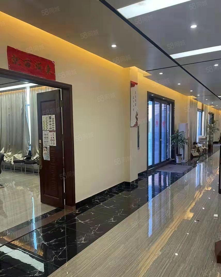 龙华大浪新出原房东楼上1400平豪华精装修标准厂房.