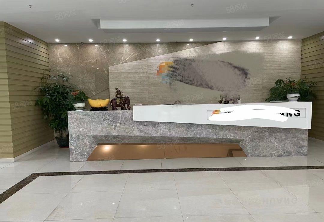 出租龙华观澜2000至8000平方独门独院厂房仓库出租一楼