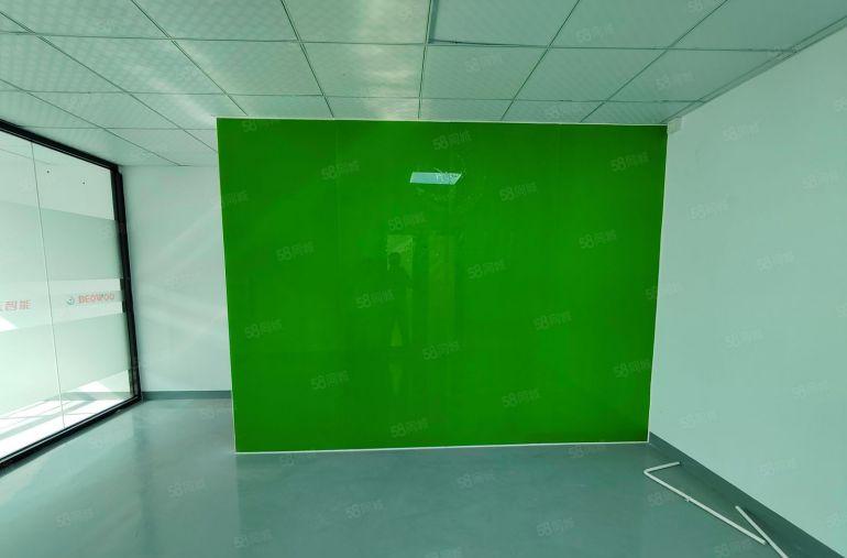 观澜大水坑原房东楼上500平精装修厂房仓库出租大小可分