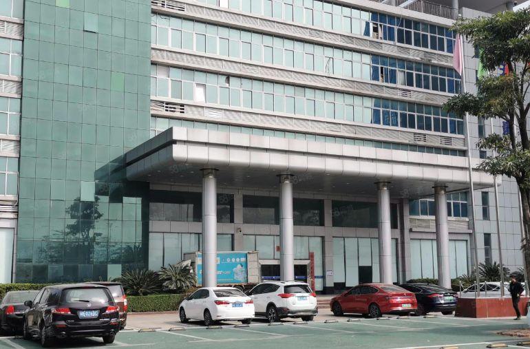 大浪原房东大型科技园新出楼上600平带精装办公室仓库厂房出租