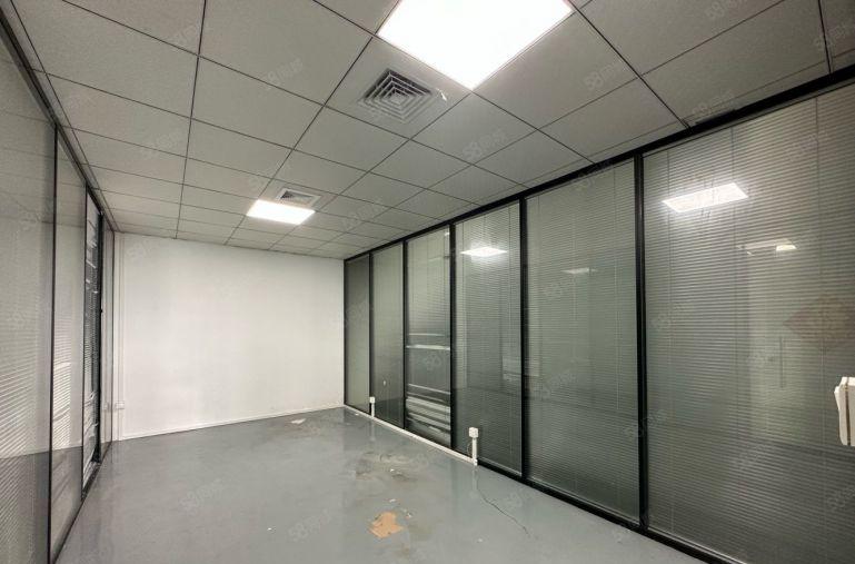 观澜地铁口旁原房东厂房出租500平至2000平带部分无尘车间