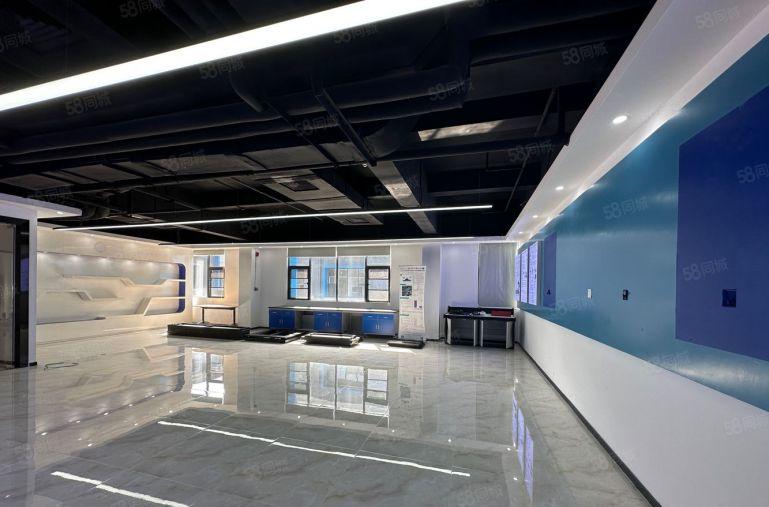 龙华观澜高新园新出整层1400平豪华装修厂房带仓库出租