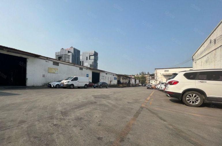 龙华1楼1000平米仓库进出大车方便价格优惠适合物流仓储