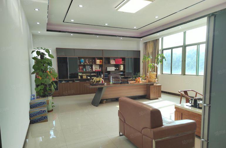 观澜章阁原房东600平楼上豪华精装修无公摊面积厂房出租