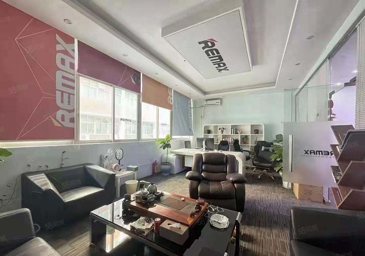 龙华大浪商业中心旁新出楼上精装修厂房出租1050平