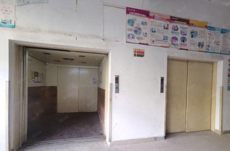 深圳龙华区观澜独门独院厂房出租可分租，单层面积2000平米