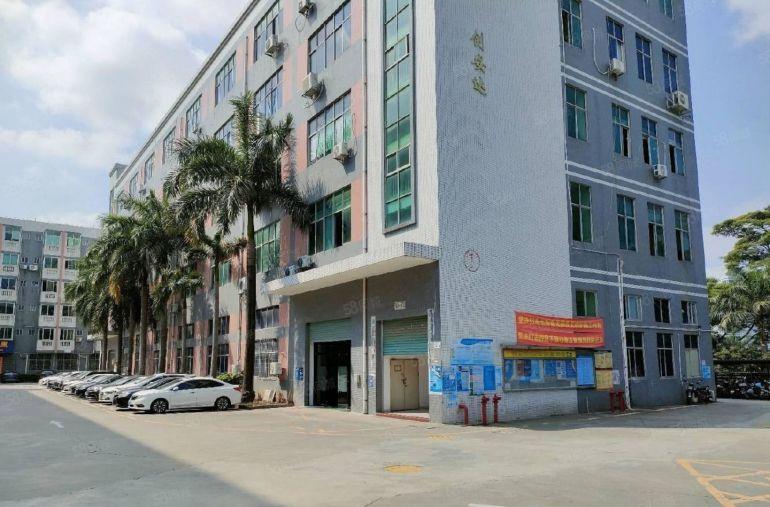 观澜汽车电子城旁工业园1600平 标准厂房可分租一楼仓库出租